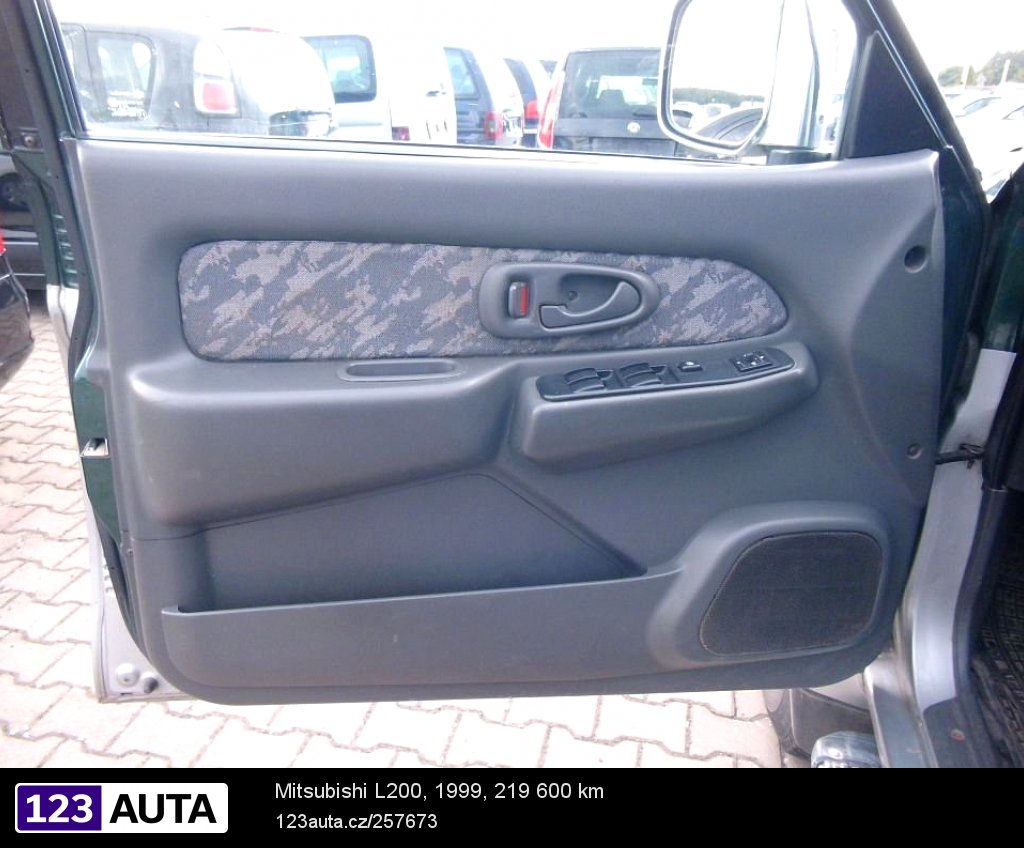 Mitsubishi L200, 1999 - pohled č. 7
