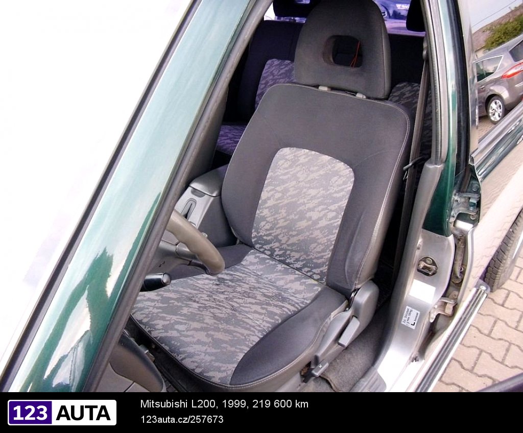 Mitsubishi L200, 1999 - pohled č. 8
