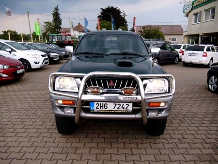 Mitsubishi L200, 1999 - pohled č. 2
