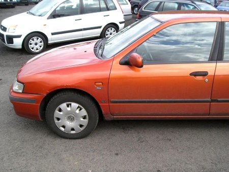 Nissan Primera, 1997 - pohled č. 4