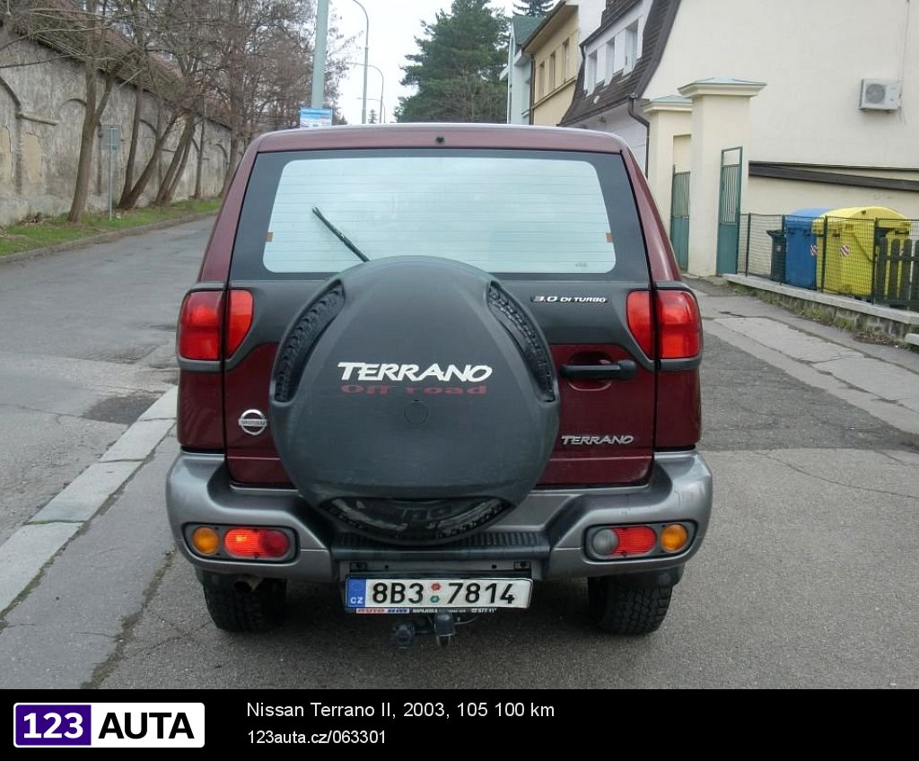 Nissan Terrano II, 2003 - pohled č. 3