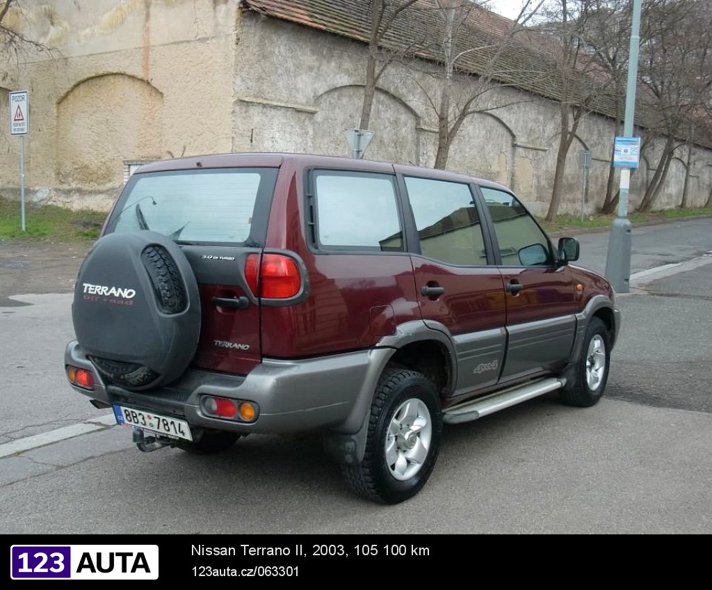 Nissan Terrano II, 2003 - pohled č. 4