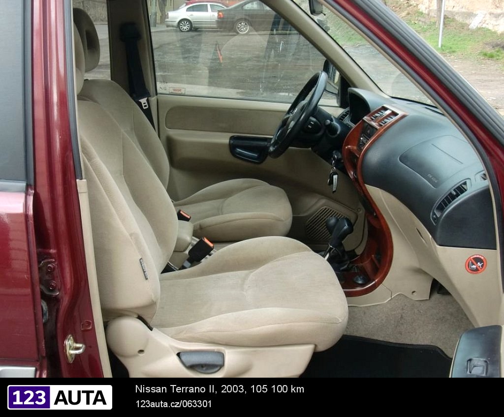 Nissan Terrano II, 2003 - pohled č. 7