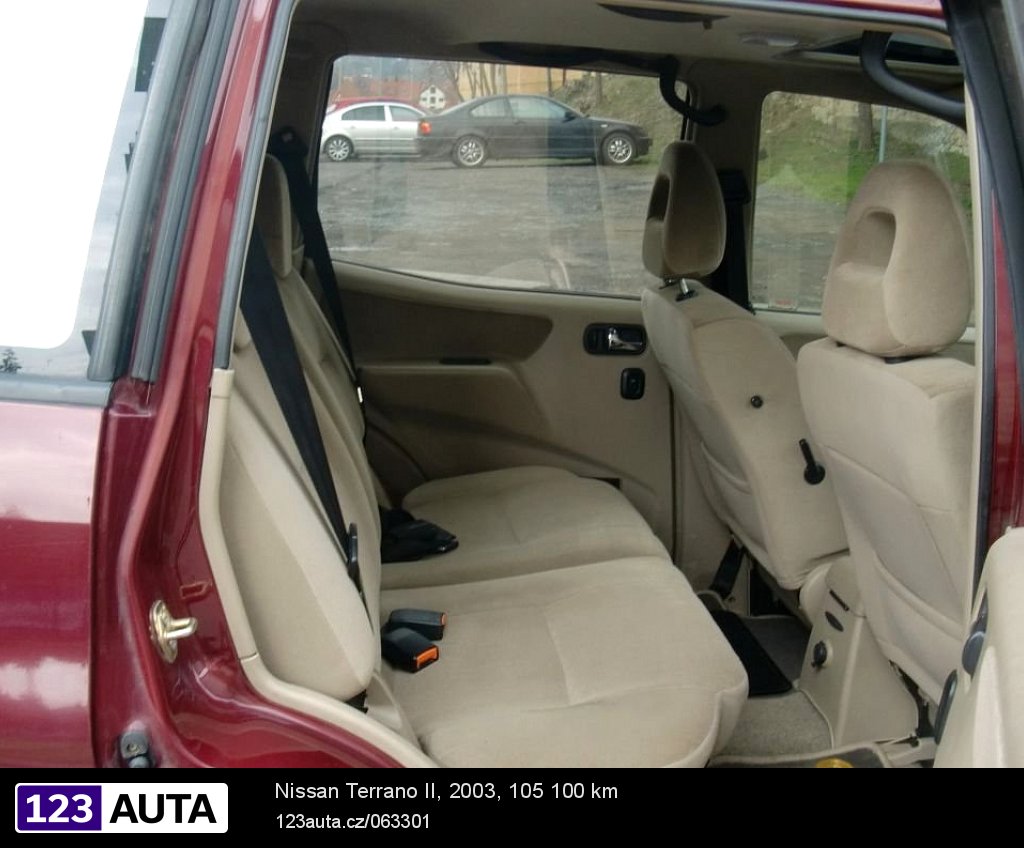 Nissan Terrano II, 2003 - pohled č. 8