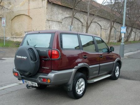 Nissan Terrano II, 2003 - pohled č. 4