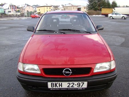 Opel Astra, 1997 - pohled č. 8