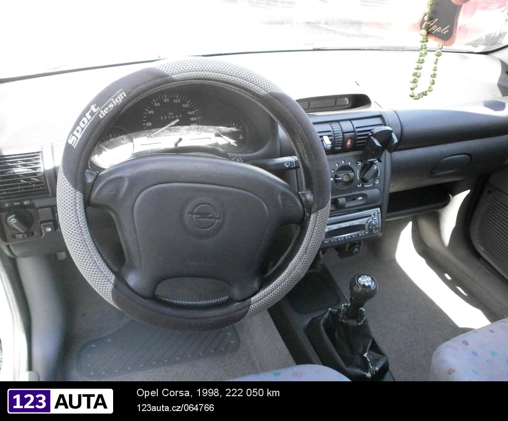 Opel Corsa, 1998 - pohled č. 5