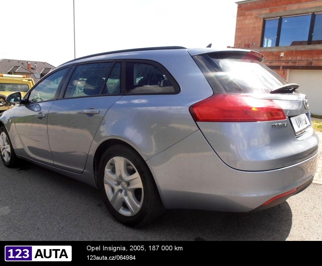 Opel Insignia, 2005 - pohled č. 5