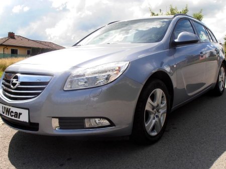Opel Insignia, 2005