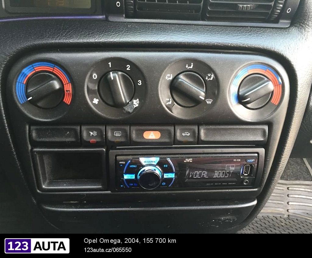 Opel Omega, 2004 - pohled č. 8