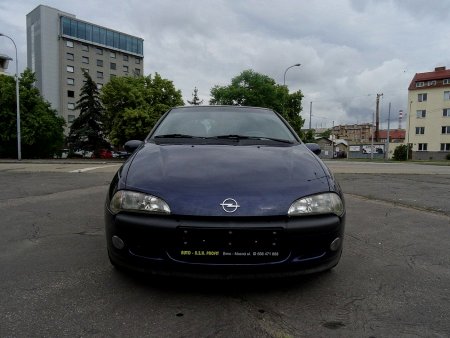 Opel Tigra, 2000 - pohled č. 2