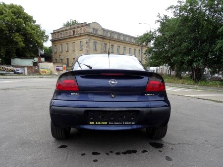 Opel Tigra, 2000 - pohled č. 8