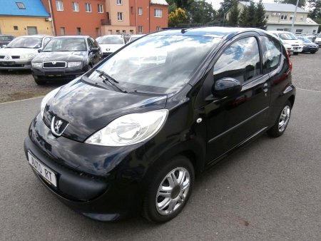 Peugeot 107, 2004 - pohled č. 3