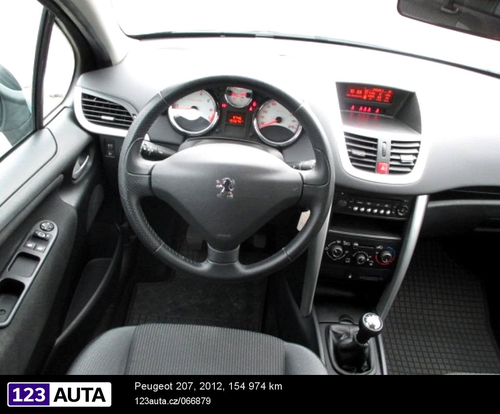 Peugeot 207, 2012 - pohled č. 8