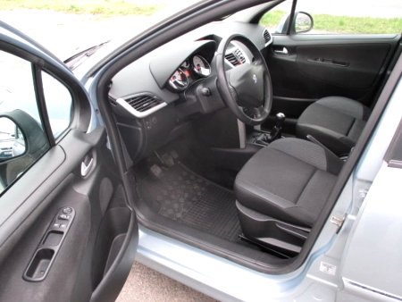Peugeot 207, 2012 - pohled č. 7