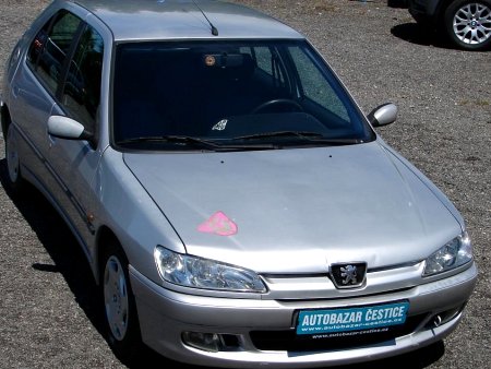 Peugeot 306, 1998 - pohled č. 3