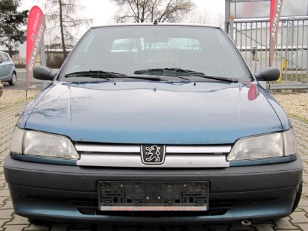 Peugeot 306, 2005 - pohled č. 2