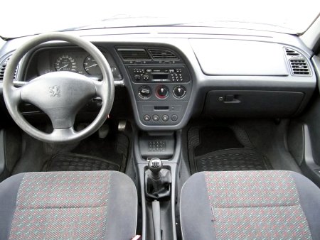 Peugeot 306, 2005 - pohled č. 8