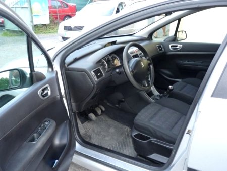 Peugeot 307, 2012 - pohled č. 8