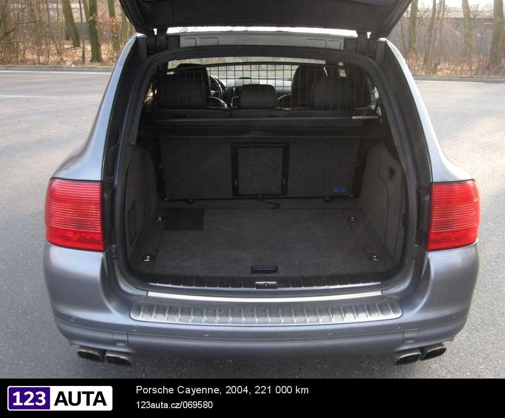 Porsche Cayenne, 2004 - pohled č. 9