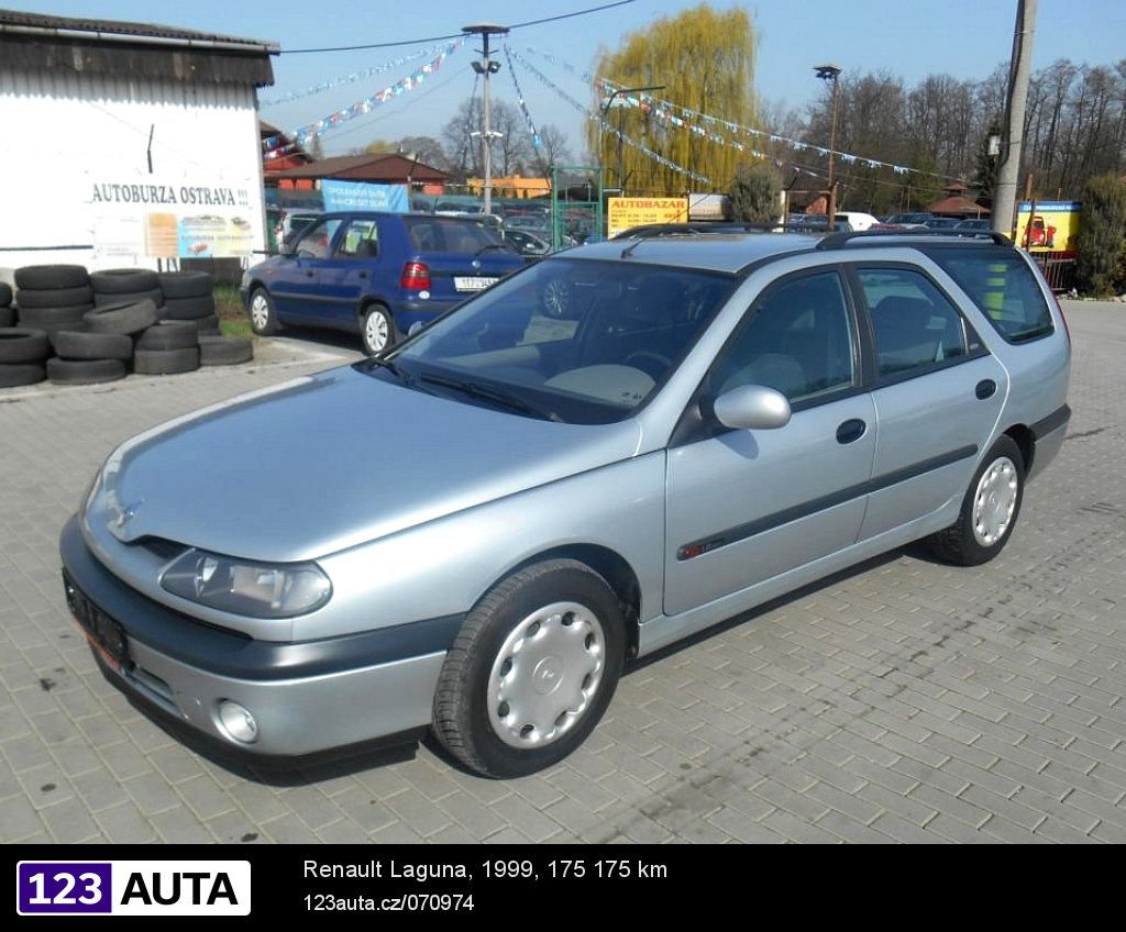 Renault Laguna, 1999 - pohled č. 2