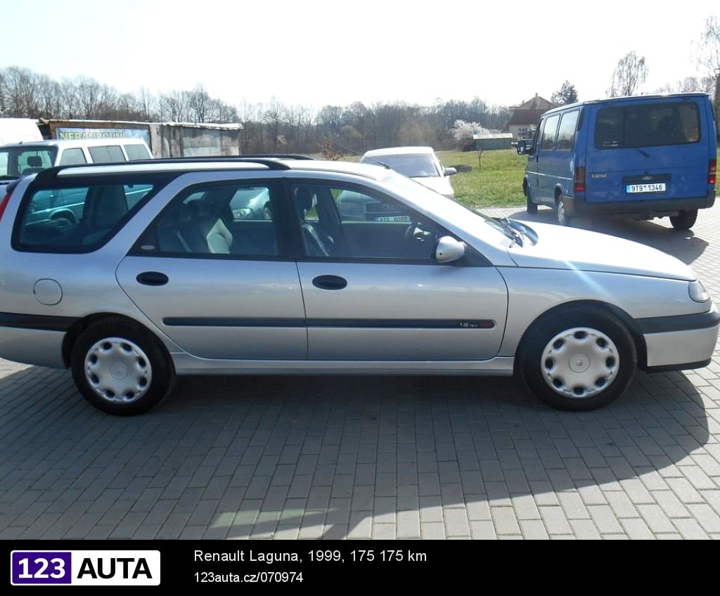 Renault Laguna, 1999 - pohled č. 6