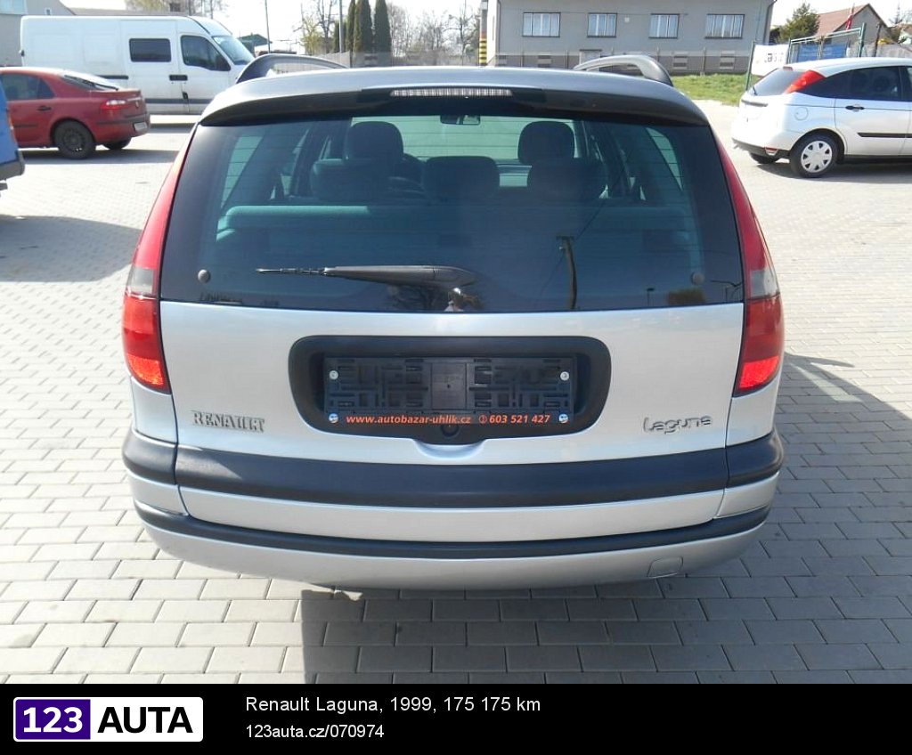 Renault Laguna, 1999 - pohled č. 8