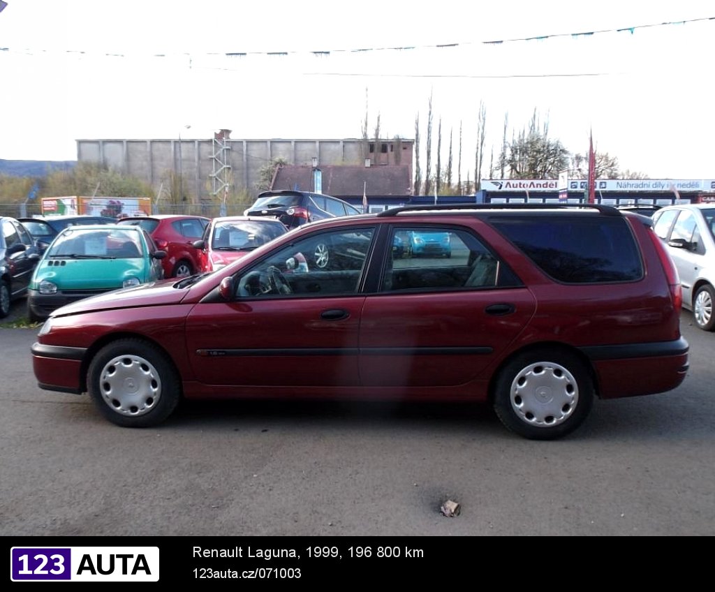 Renault Laguna, 1999 - pohled č. 8