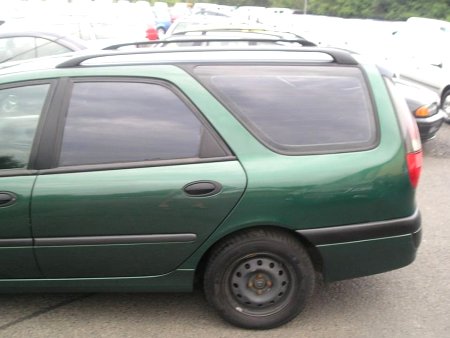 Renault Laguna, 1997 - pohled č. 5