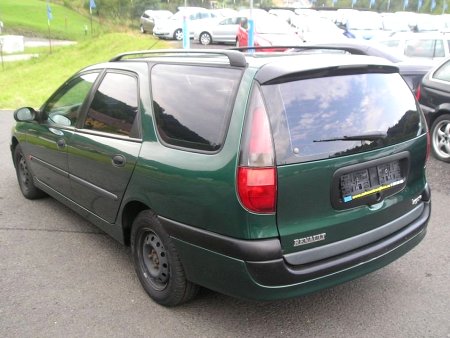 Renault Laguna, 1997 - pohled č. 6