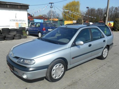 Renault Laguna, 1999 - pohled č. 2