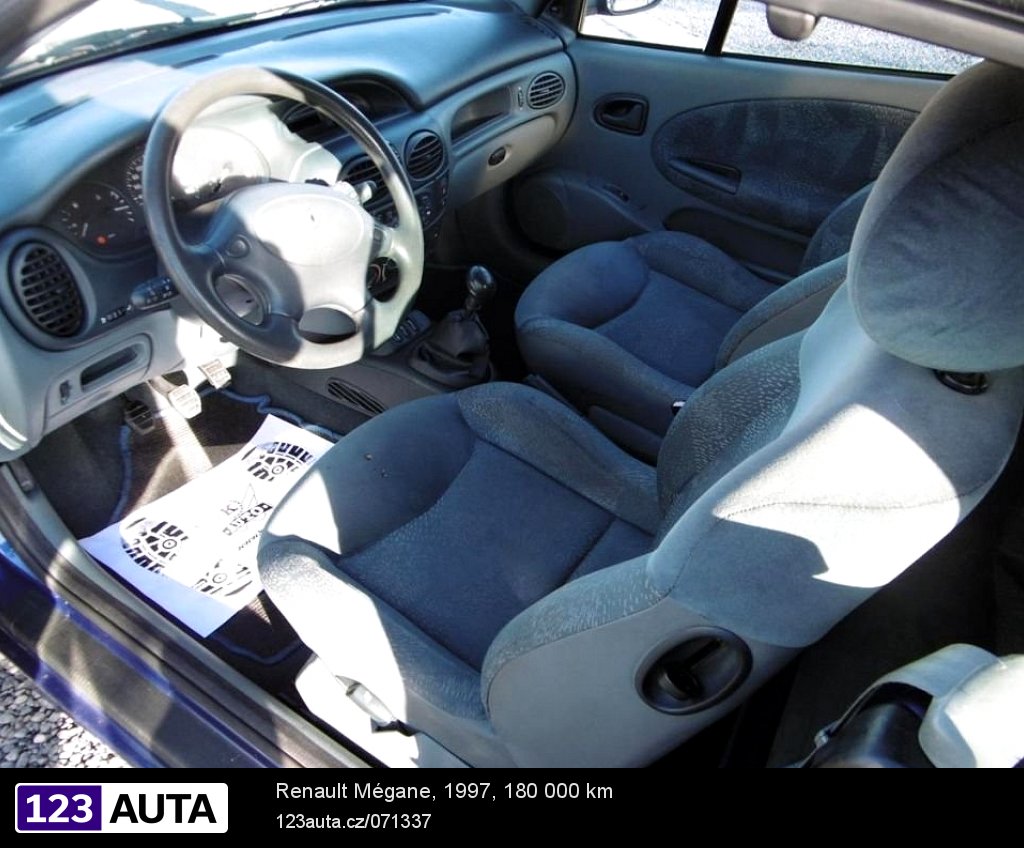Renault Mégane, 1997 - pohled č. 6