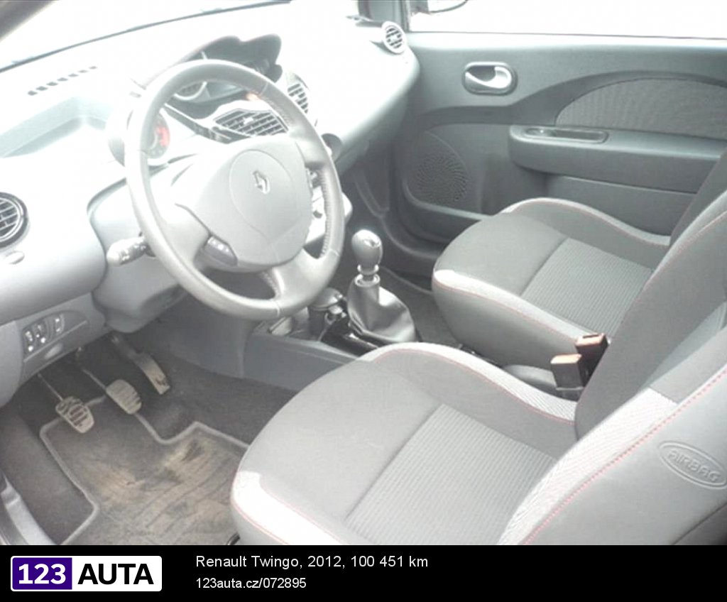 Renault Twingo, 2012 - pohled č. 5