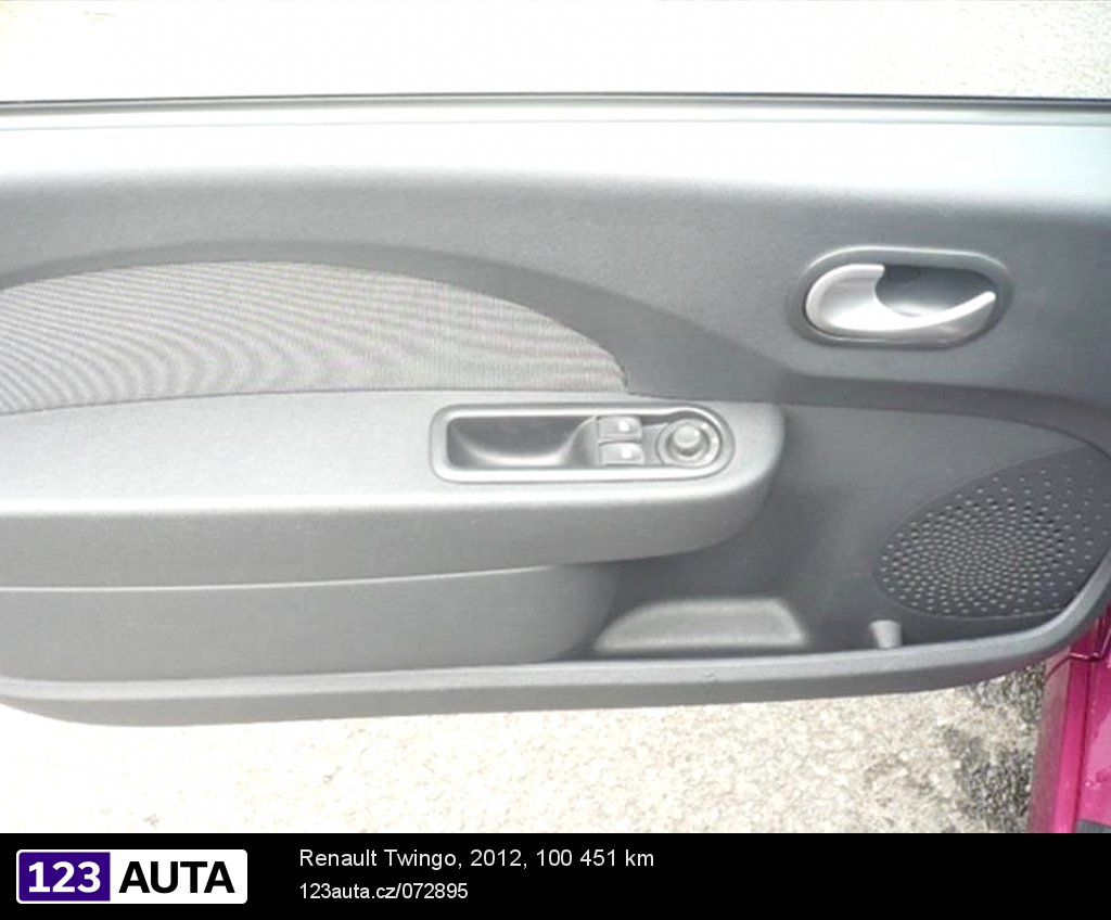 Renault Twingo, 2012 - pohled č. 6