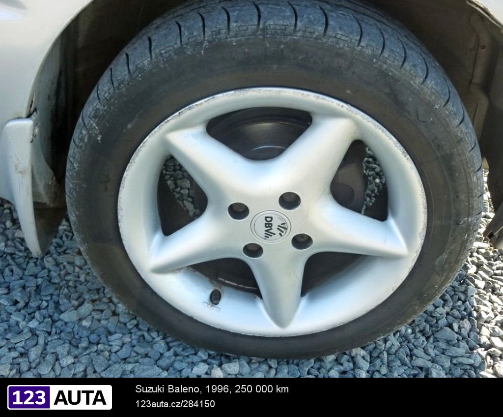 Suzuki Baleno, 1996 - pohled č. 6
