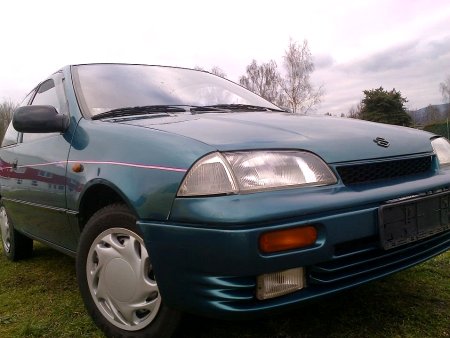 Suzuki Swift, 1998 - pohled č. 3