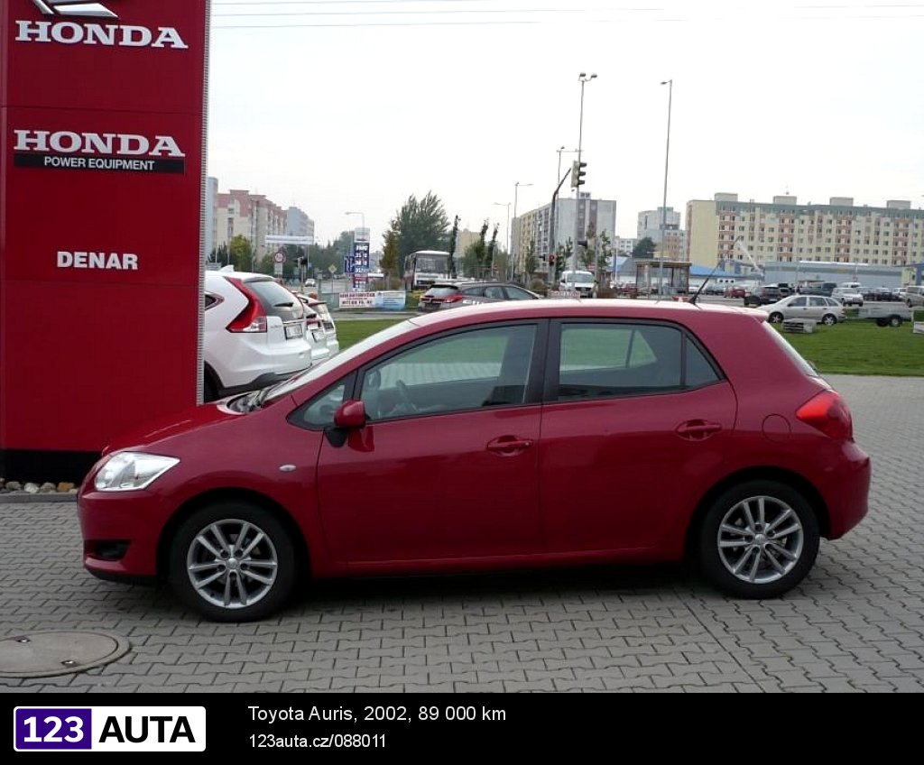 Toyota Auris, 2002 - pohled č. 2