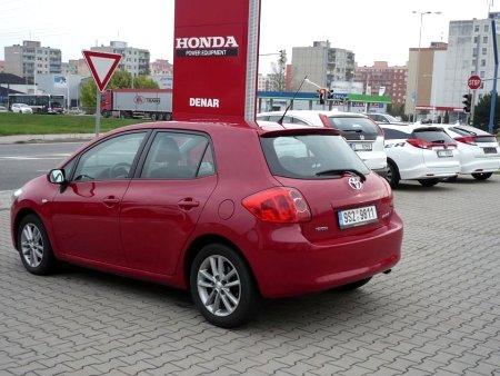 Toyota Auris, 2002 - pohled č. 3