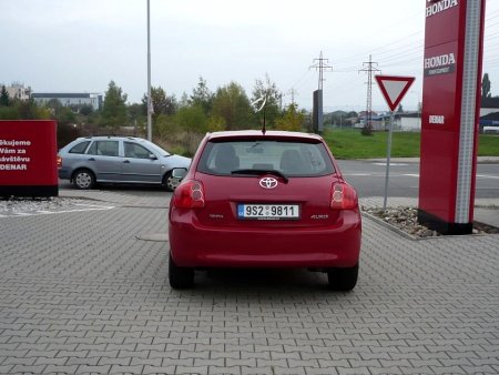 Toyota Auris, 2002 - pohled č. 4