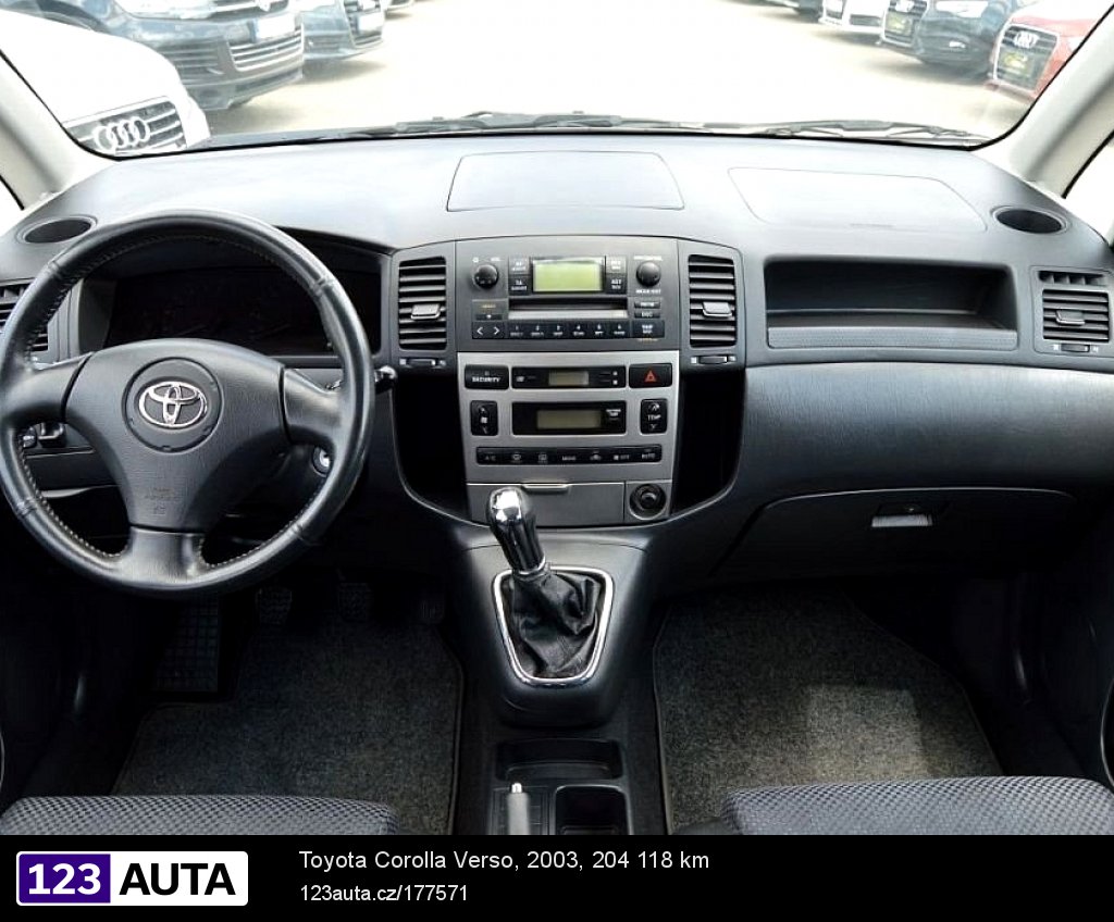 Toyota Corolla Verso, 2003 - pohled č. 4