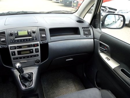 Toyota Corolla Verso, 2003 - pohled č. 6