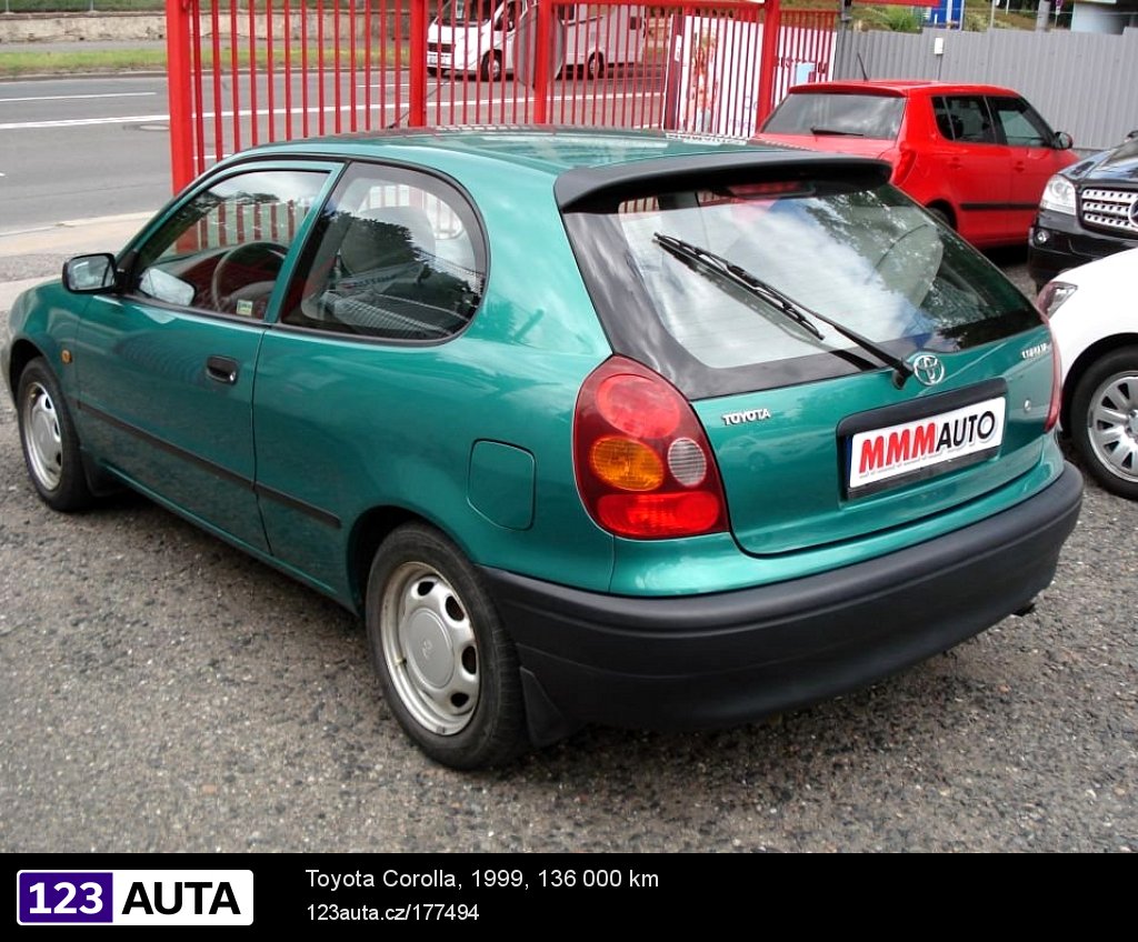 Toyota Corolla, 1999 - pohled č. 3