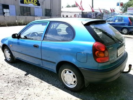 Toyota Corolla, 1999 - pohled č. 5