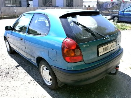 Toyota Corolla, 1999 - pohled č. 6