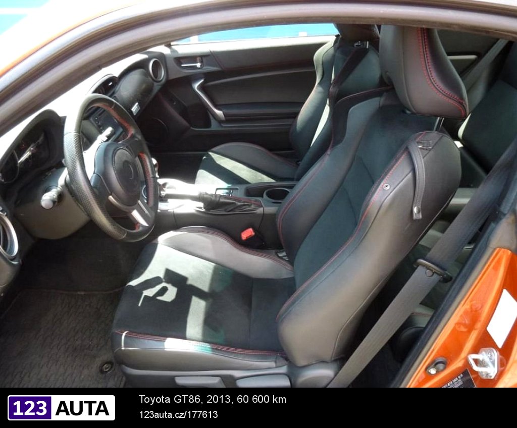 Toyota GT86, 2013 - pohled č. 6
