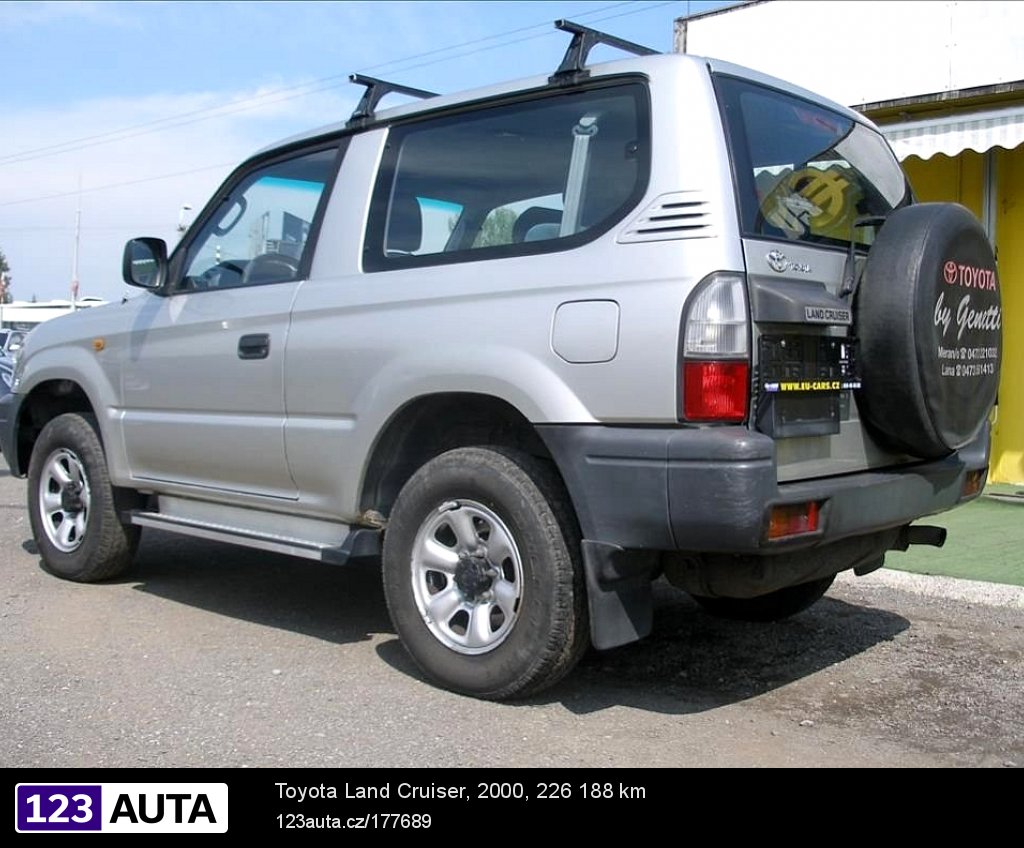 Toyota Land Cruiser, 2000 - pohled č. 2
