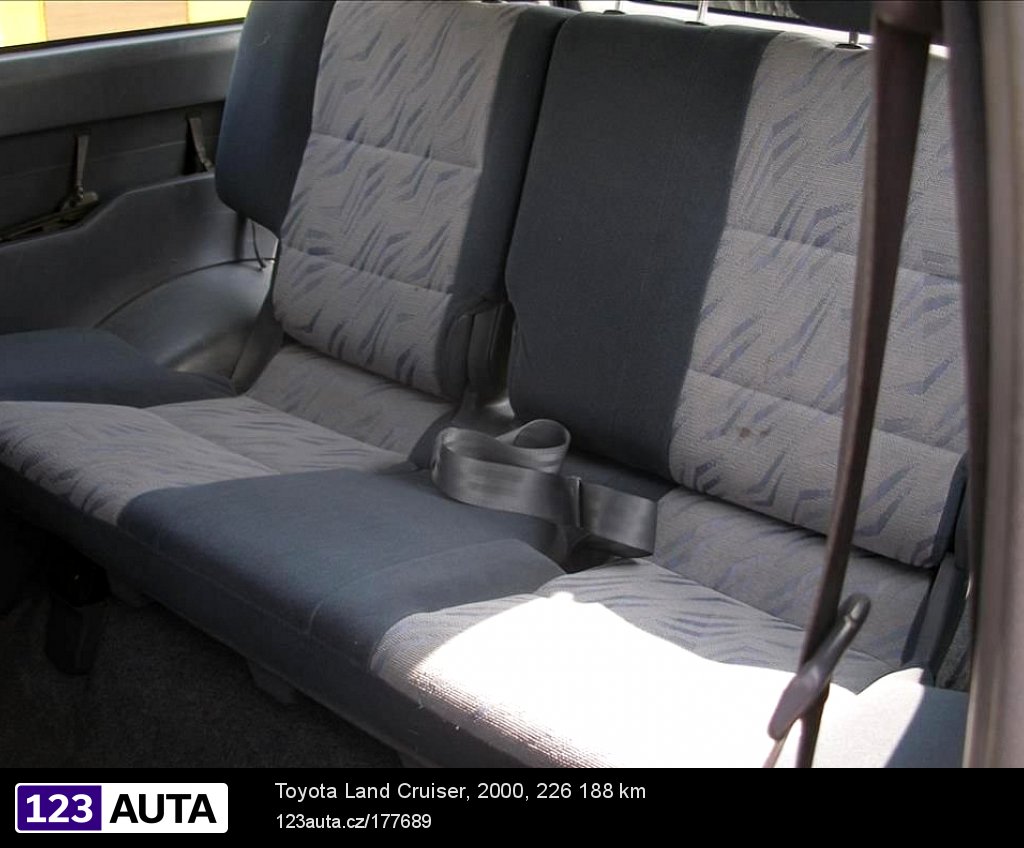 Toyota Land Cruiser, 2000 - pohled č. 6