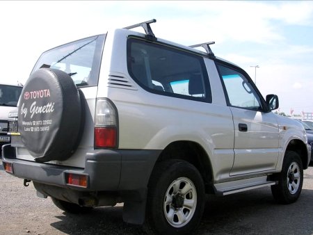 Toyota Land Cruiser, 2000 - pohled č. 3