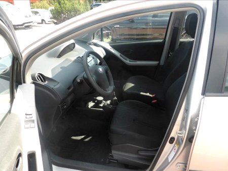 Toyota Yaris, 2010 - pohled č. 3