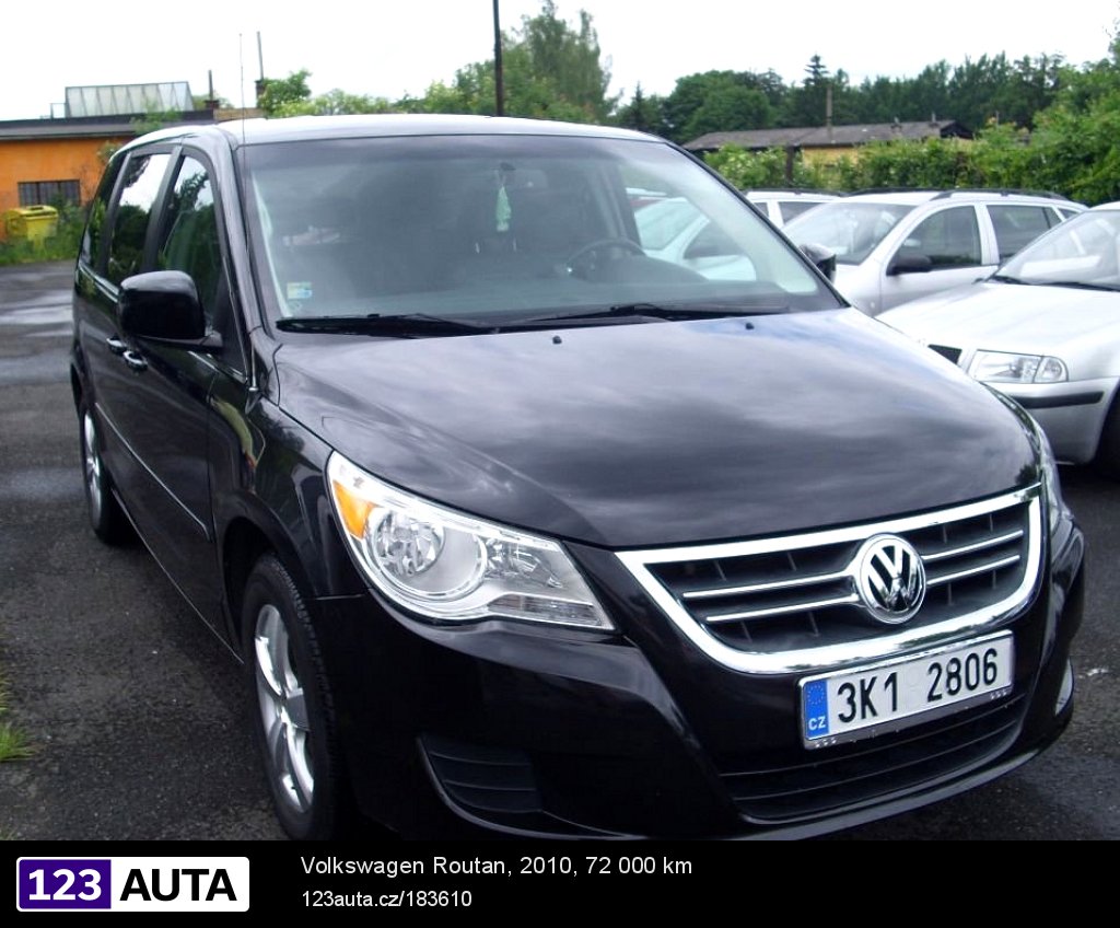 Volkswagen Routan, 2010 - pohled č. 2